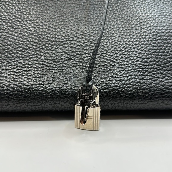 Hermès Birkin 40 Noir Togo Palladium Hardware - Picture 5 of 17